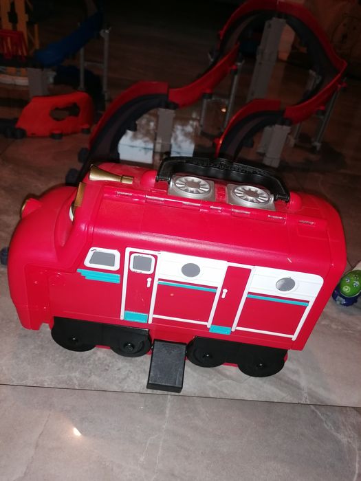 Walizka Wilson z ciuchciami