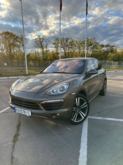 Продам Porsche Cayenne S
