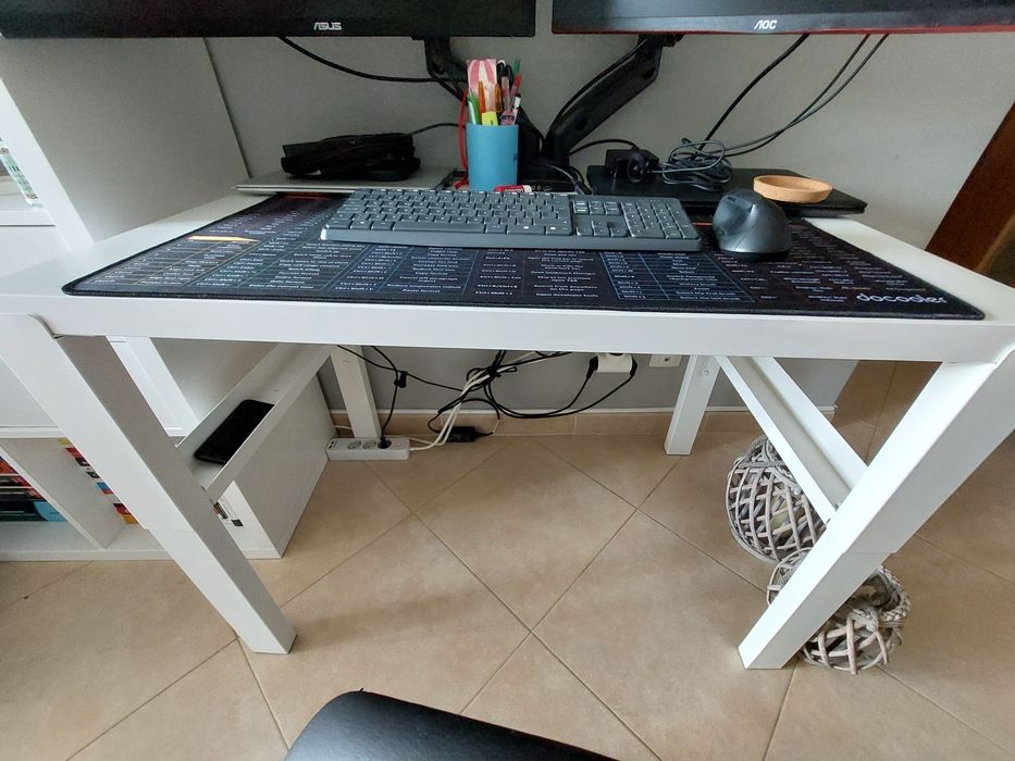 Secretária Ikea Pahl