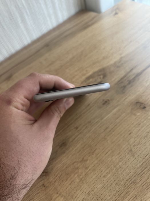 Iphone 6s 16gb потрібна заміна акб