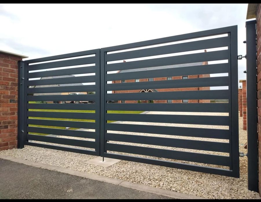 Brama wjazdowa dwuskrzydłowa palisada Neptun 100 Ocynk+Ral