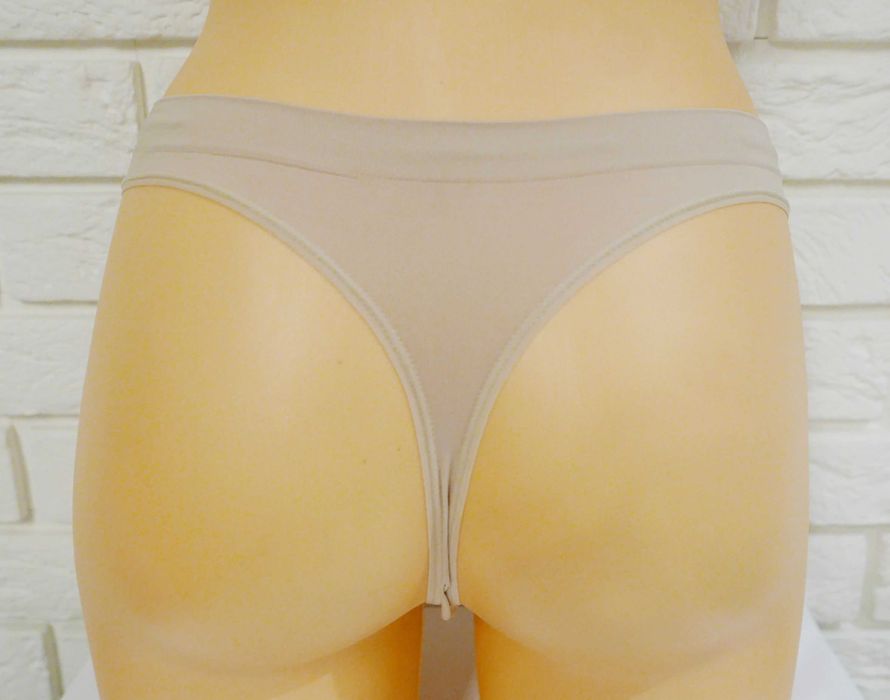 3X Aksamitnie miękkie stringi wysoka jakość KUNERT beż XS/S WYPRZEDAŻ