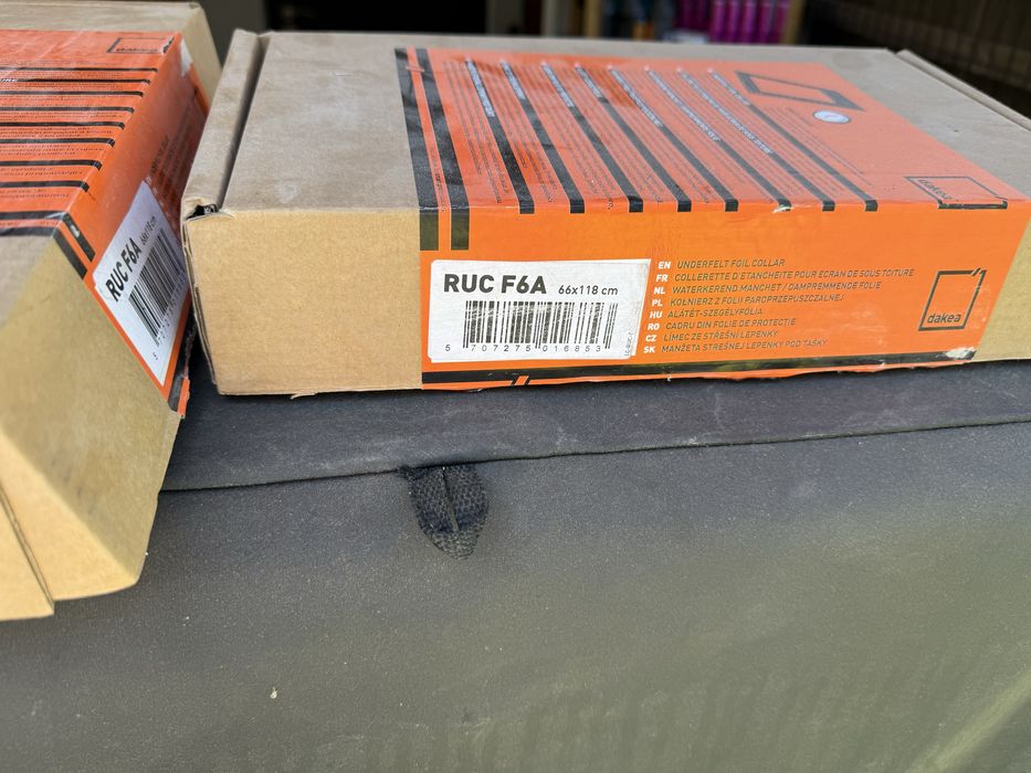 Kołnierz z folii paroprzepuszczalnej DAKEA 66x118 cm