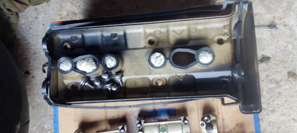 Yamaha r1 rn01 głowica wałki komplet