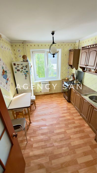 Продаж 3 квартири вул. Харківська