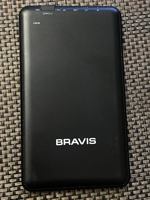 Планшет Bravis NP-75 под ремонт или на запчасти