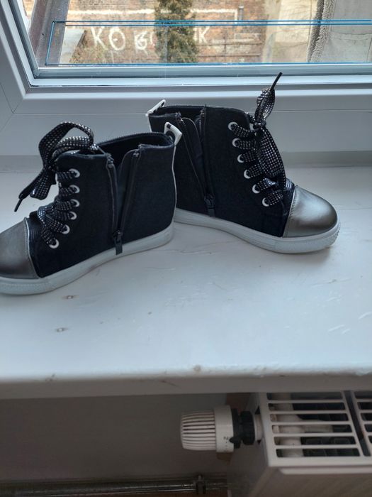 Sprzedam trampki dziecięce rozm.32