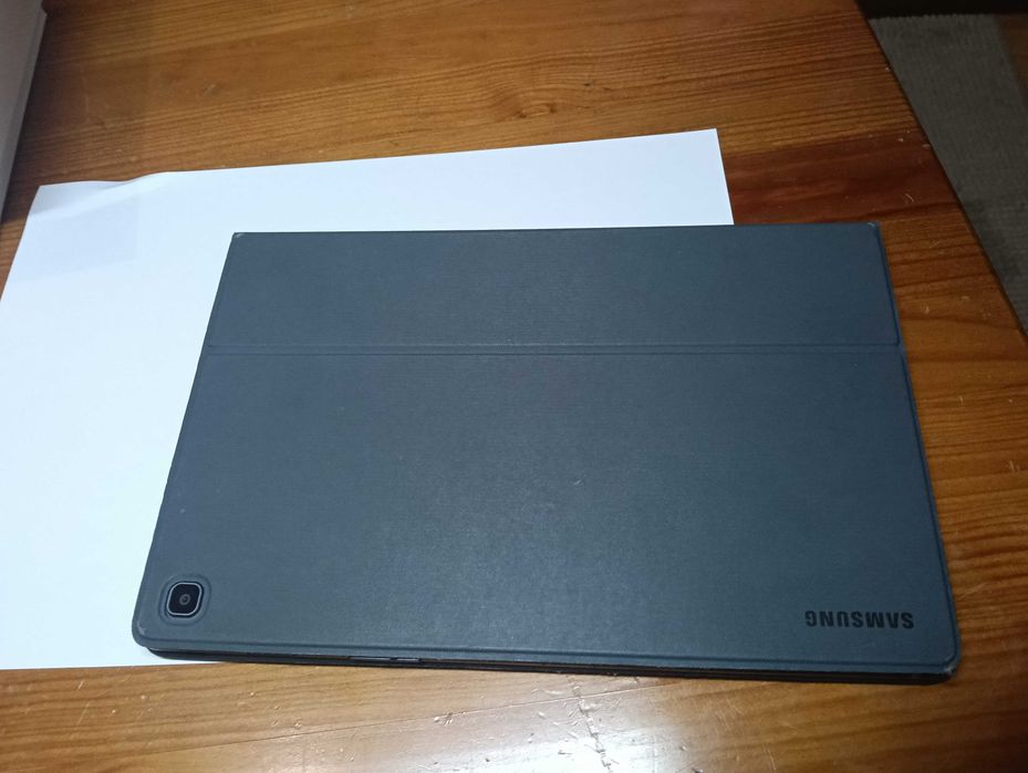 Galaxy Tab S5e com teclado Samsung