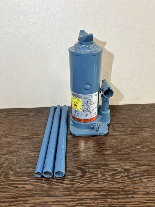 NOWY Lewarek samochodowy podnośnik hydrauliczy Sprinter Crafter