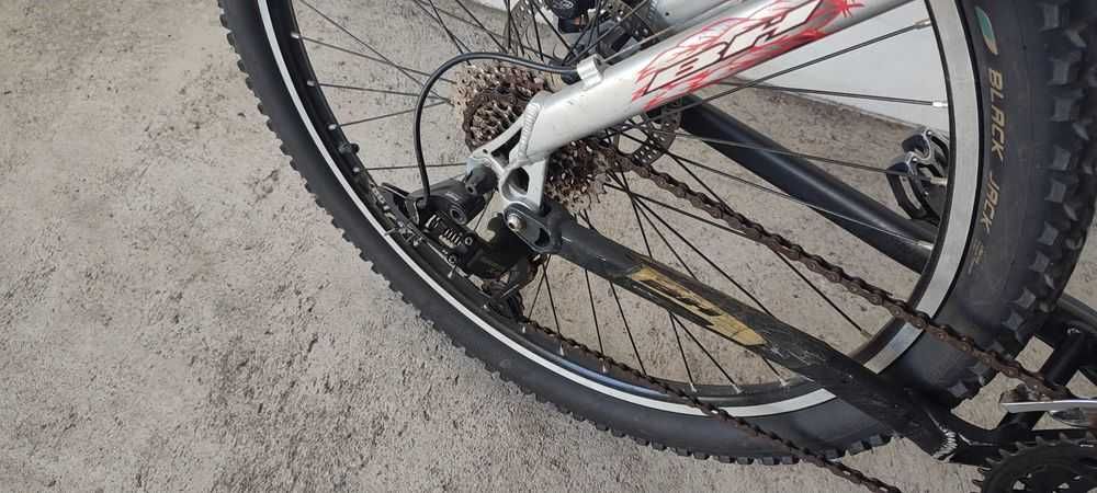 Bicicleta BH suspensão total