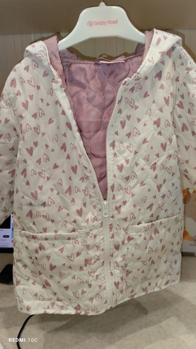 Куртка ,вітровка доя дівчинки 98 р.