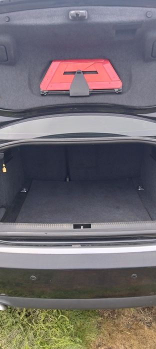 Audi a4b7 1.9 tdi 2006 рік