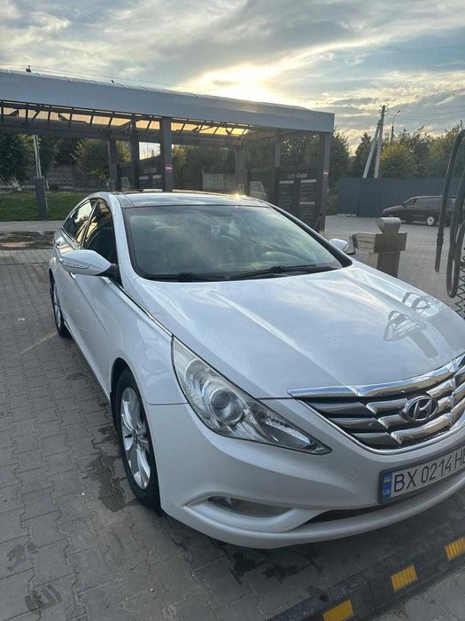Hyundai Sonata 2010