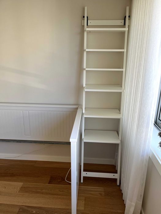 Estante para livros IKEA (branco)