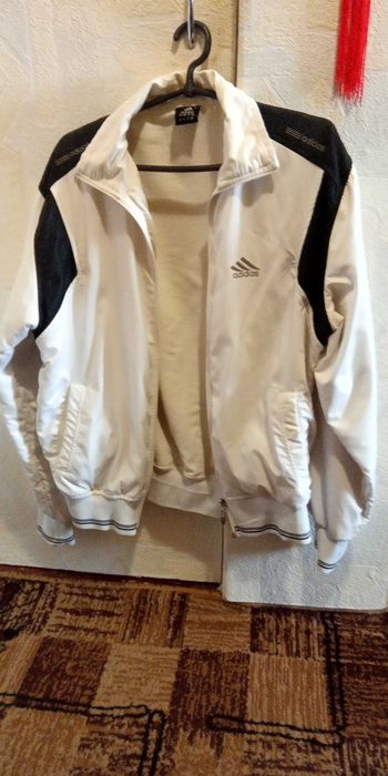 модные куртки Adidas Sport