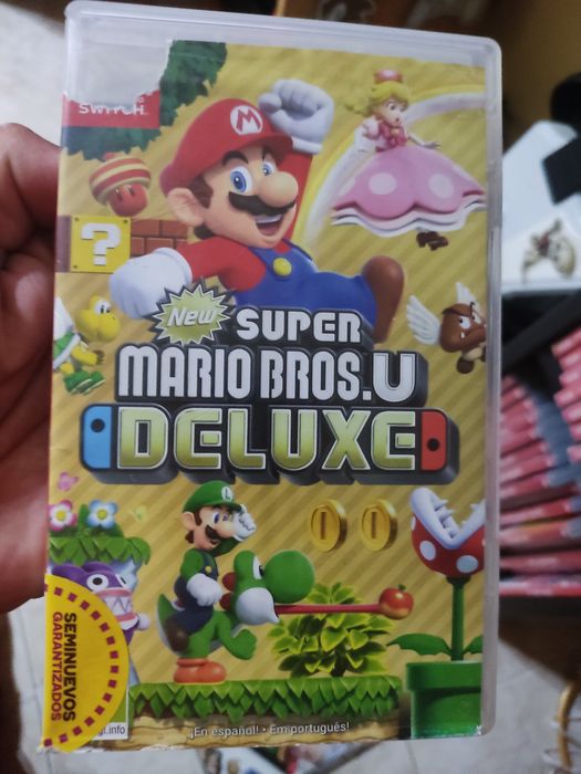 Jogo Super Mario Bros. U Deluxe para Nintendo Switch.

- Edição Deluxe.
- Inclui conteúdo adicional.