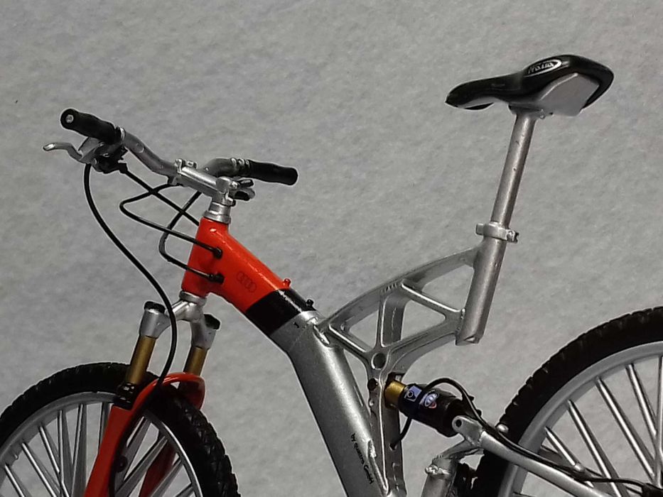 Welly 1:10 - Audi Bike Design Cross Pro