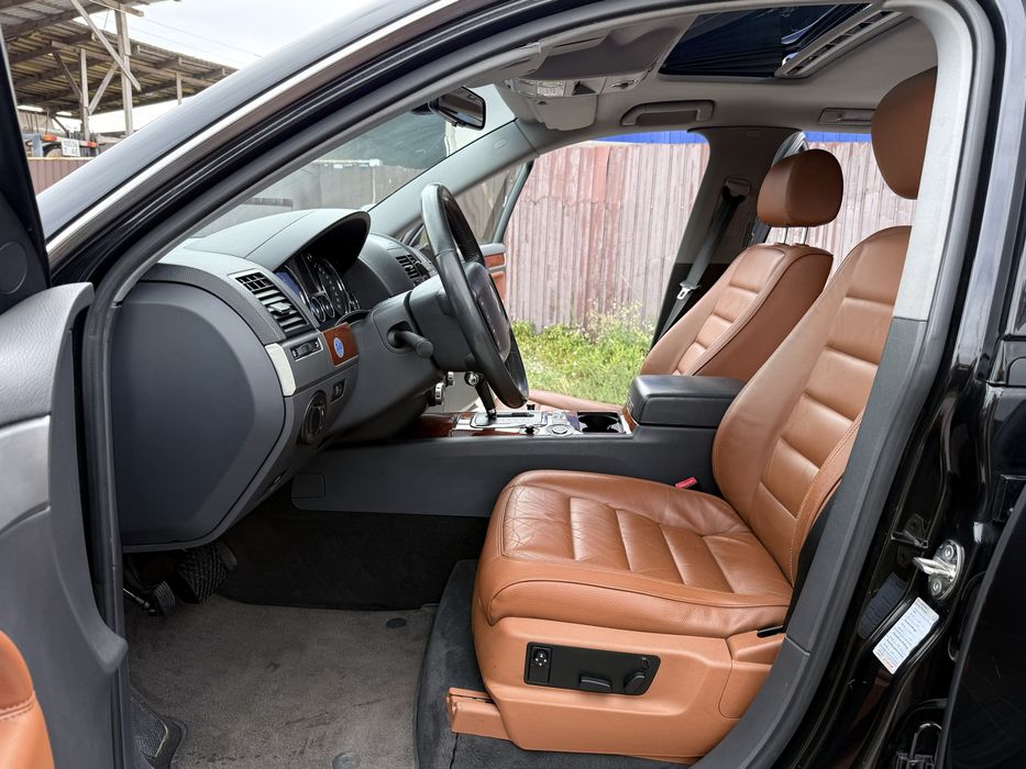 Продам Volkswagen Touareg 3.0 D