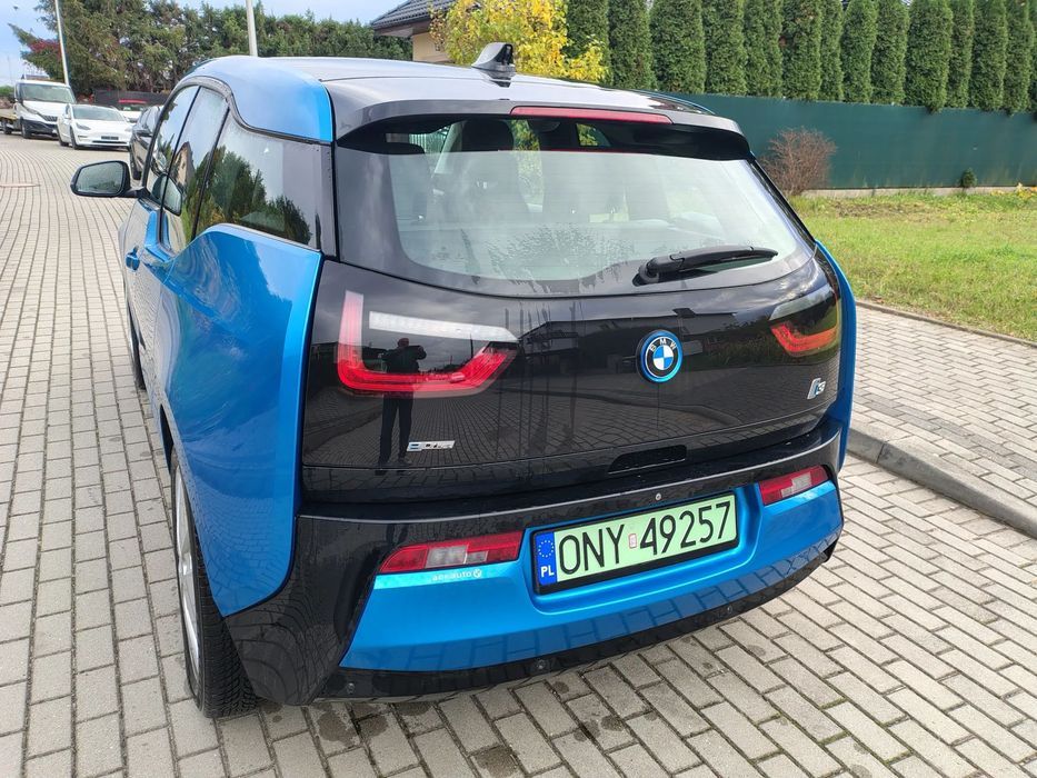 BMW i3