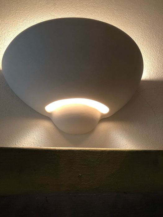 Lote de 12 apliques de parede brancos, meia-lua