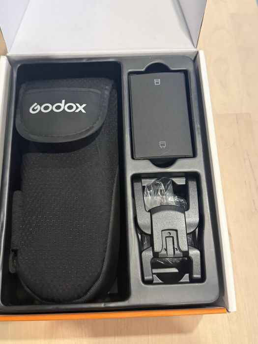 Godox v100 para canon + ML-CD15