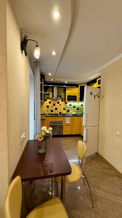 Продажа 3х.к.кв Пр.Центральный р-н Южного Буга 3/9 67000$
