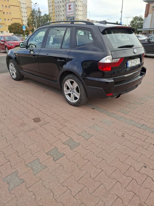 BMW X3 2.0 D   E 83 polift