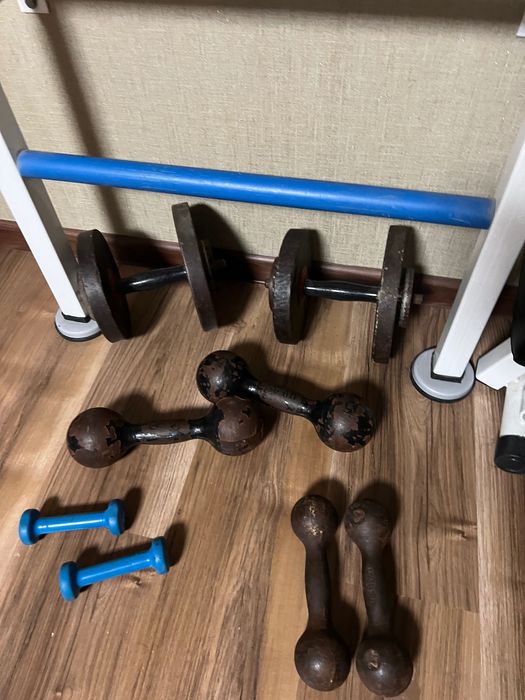 Продам гантели  2*13кг, 2*5 кг, 2*2кг,2*1 кг
