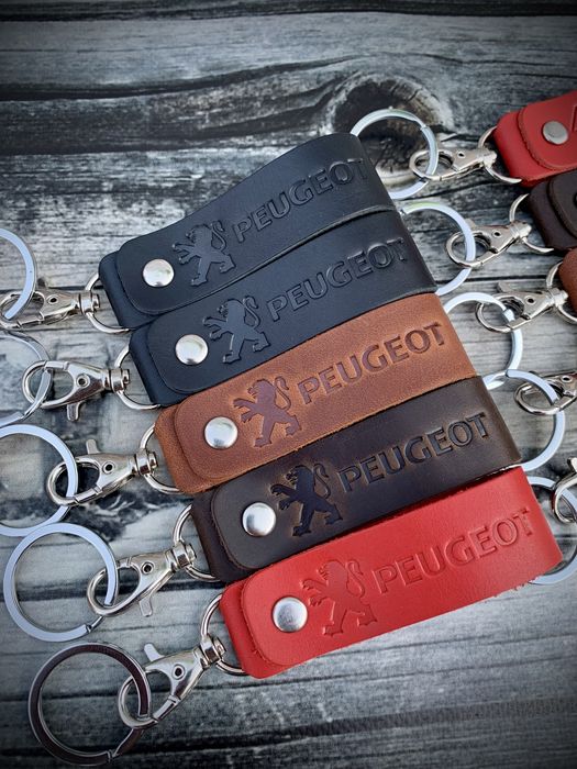 Брелок Peugeot,Renault, Пежо, Рено з натуральної шкіри.Брелок зі шкіри