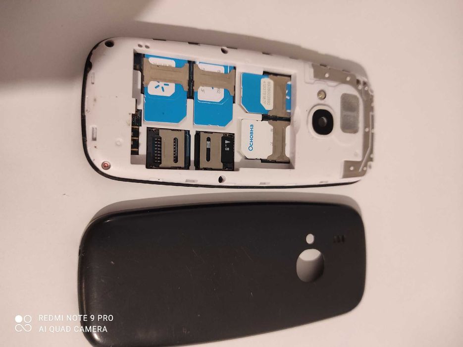 Телефон на 4сим карты