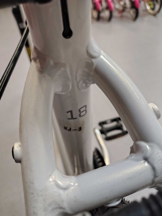 Rower elektryczny Romet Orkan RM 1 D Biały