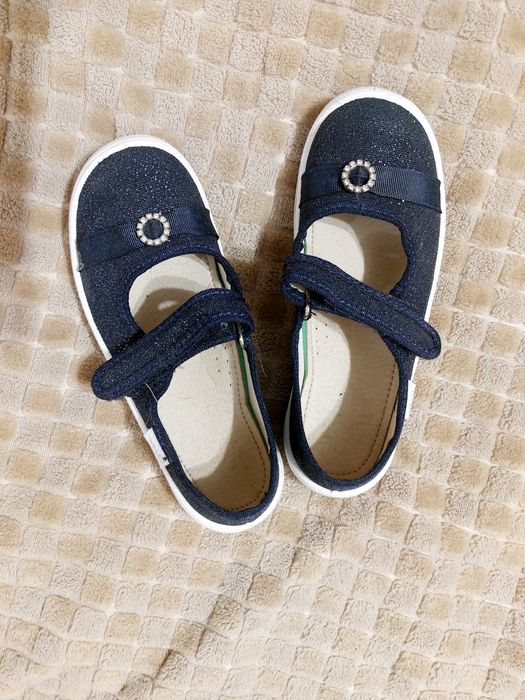 Продам кеди мокасіни дитячі на дівчинку, розмір 32, стелька 20см