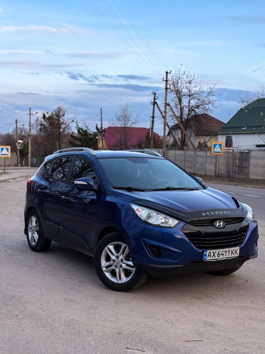 Продам Hyundai Tucson (AX35)