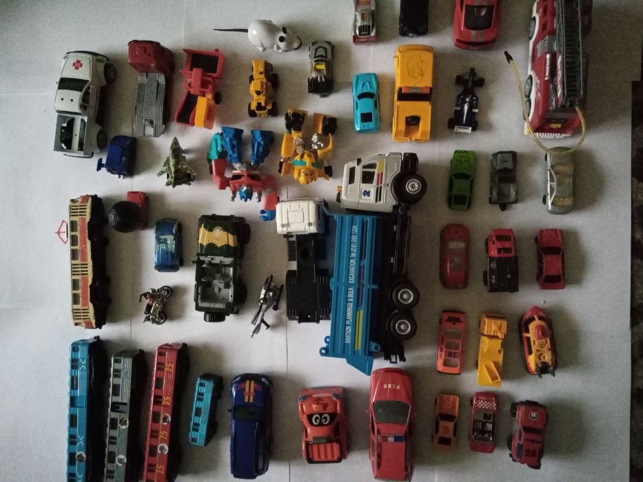 Машинки модельки на вес