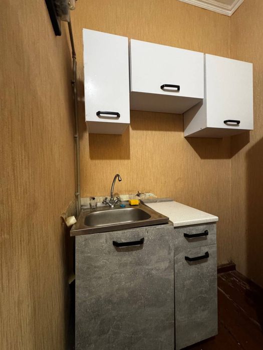 Продам кімнату в р-н Музикальній