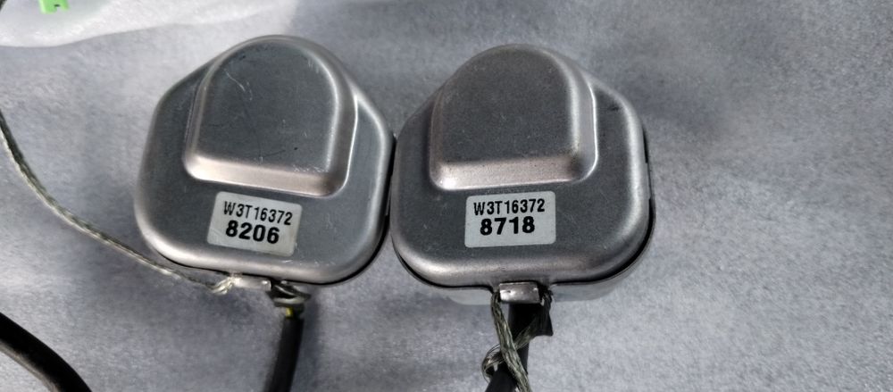 Блок розжига ксенона. Фара. Блок розжарювання.. Mitsubishi  Mazda  Honda.