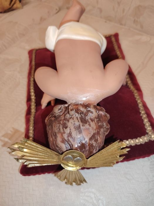 Menino Jesus em Porcelana