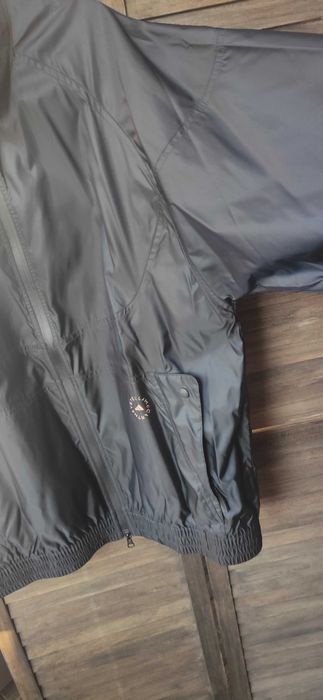 Легка куртка Stella McCartney & Adidas