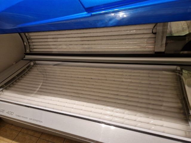 Solarium Ergoline Advantage 400