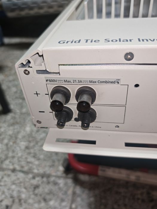 Inversor solar Xantrex 3.8SP