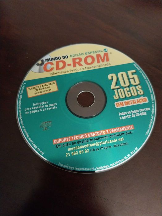 CD-Rom 205 jogos, videogames, em muito bom estado