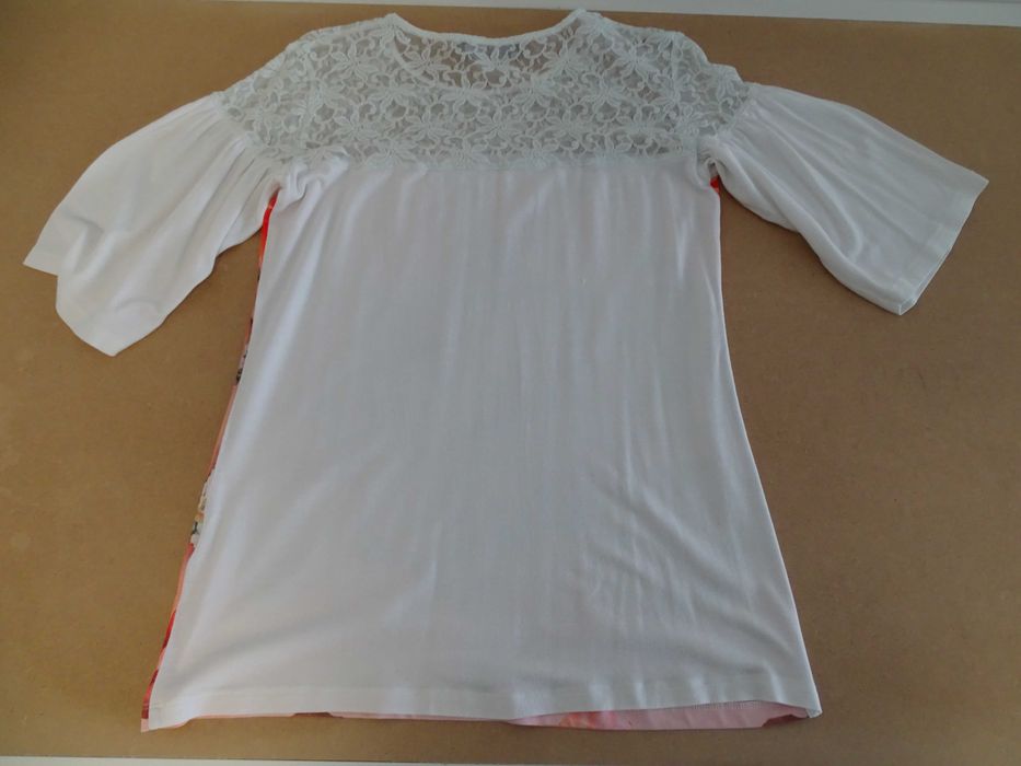 Tunica Ferrache (renda branca)