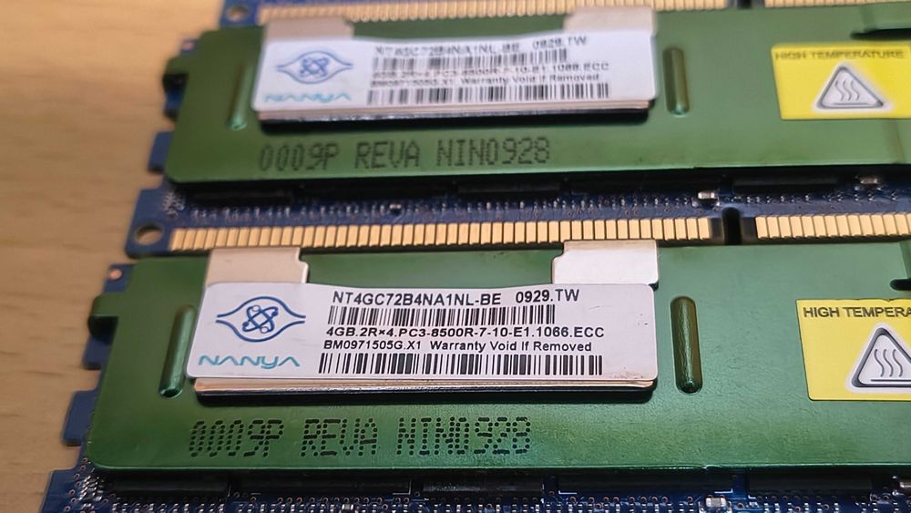 Nanya 4GB DDR3 2Rx4 PC3 NT4GC72B4NA1NL-BE