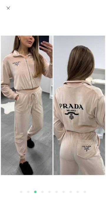 Продам костюм новий