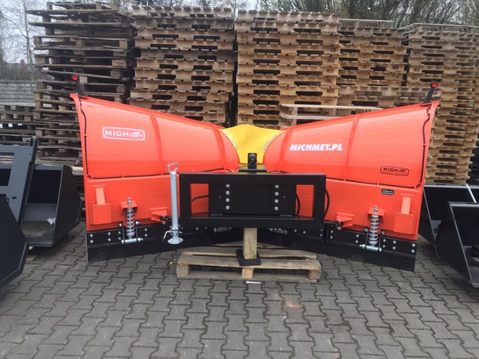 Plug do śniegu strzałka 300 cm manitou tur euro i tuz JCB CAT nowy