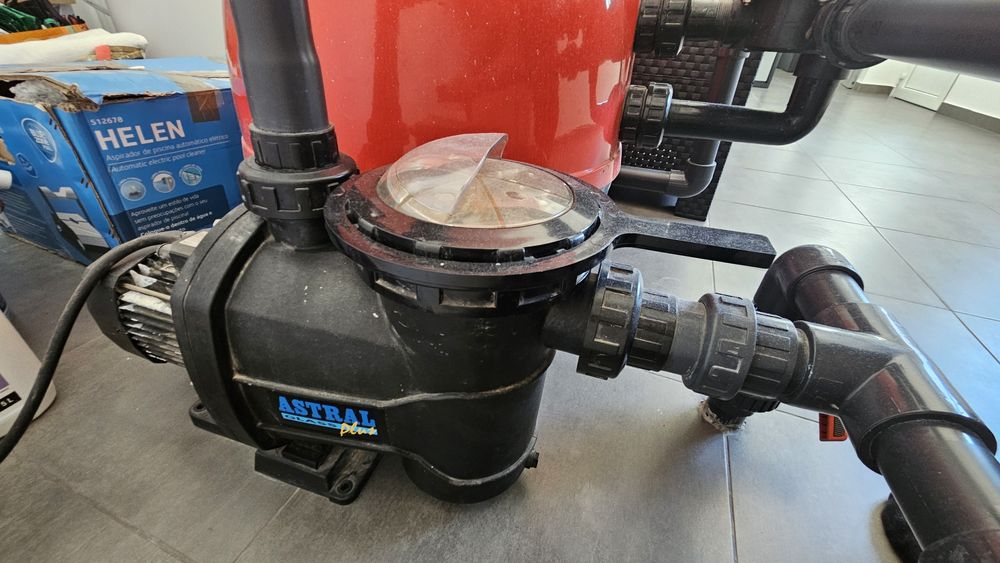 Bomba Piscina Trifasica Astral Glass Plus