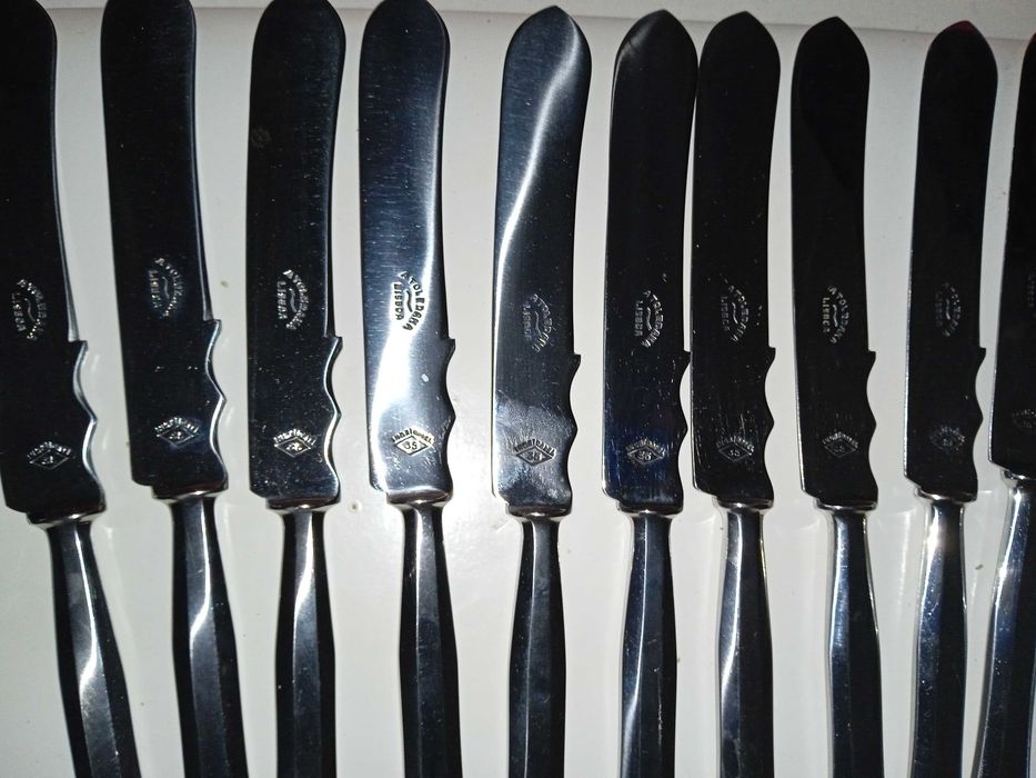 Faqueiro / Antiguidade = Faqueiro com + de 75 anos - Aço Inox