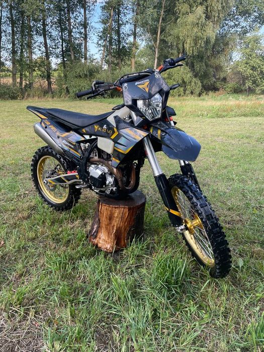 Продам мотоцикл Kovi 300 pro s