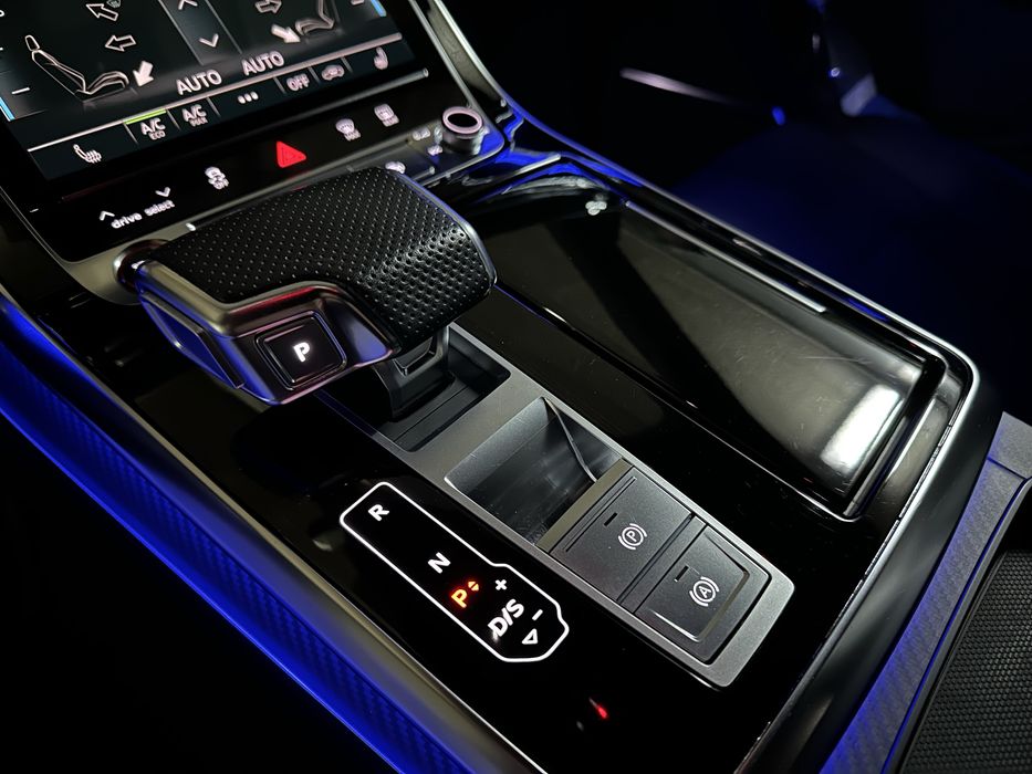 Продам Audi SQ8 2023