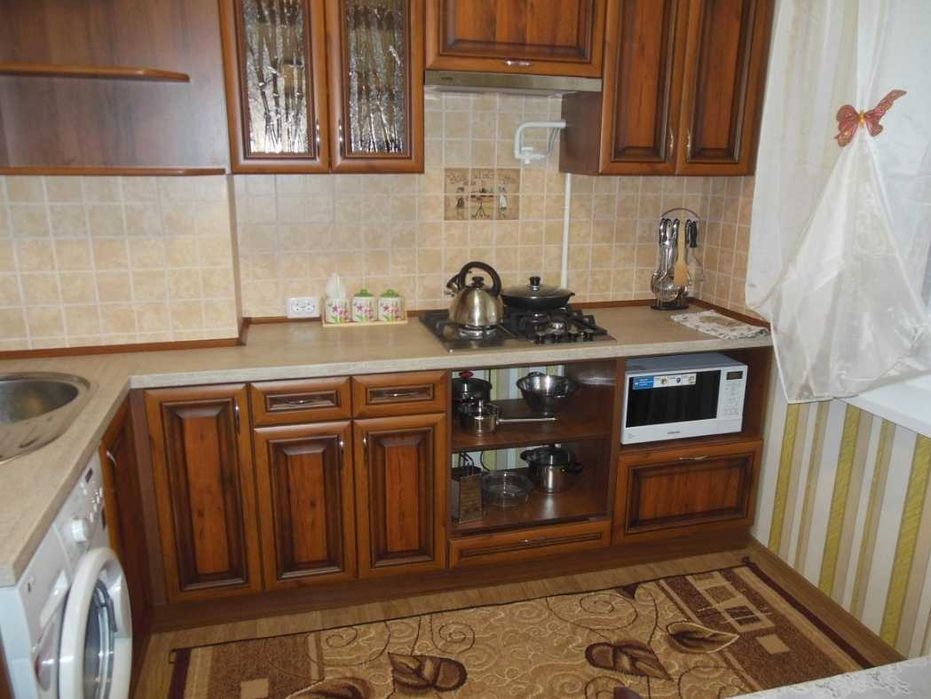 Аренда подобово квартира Критий ринок, Хозяйка